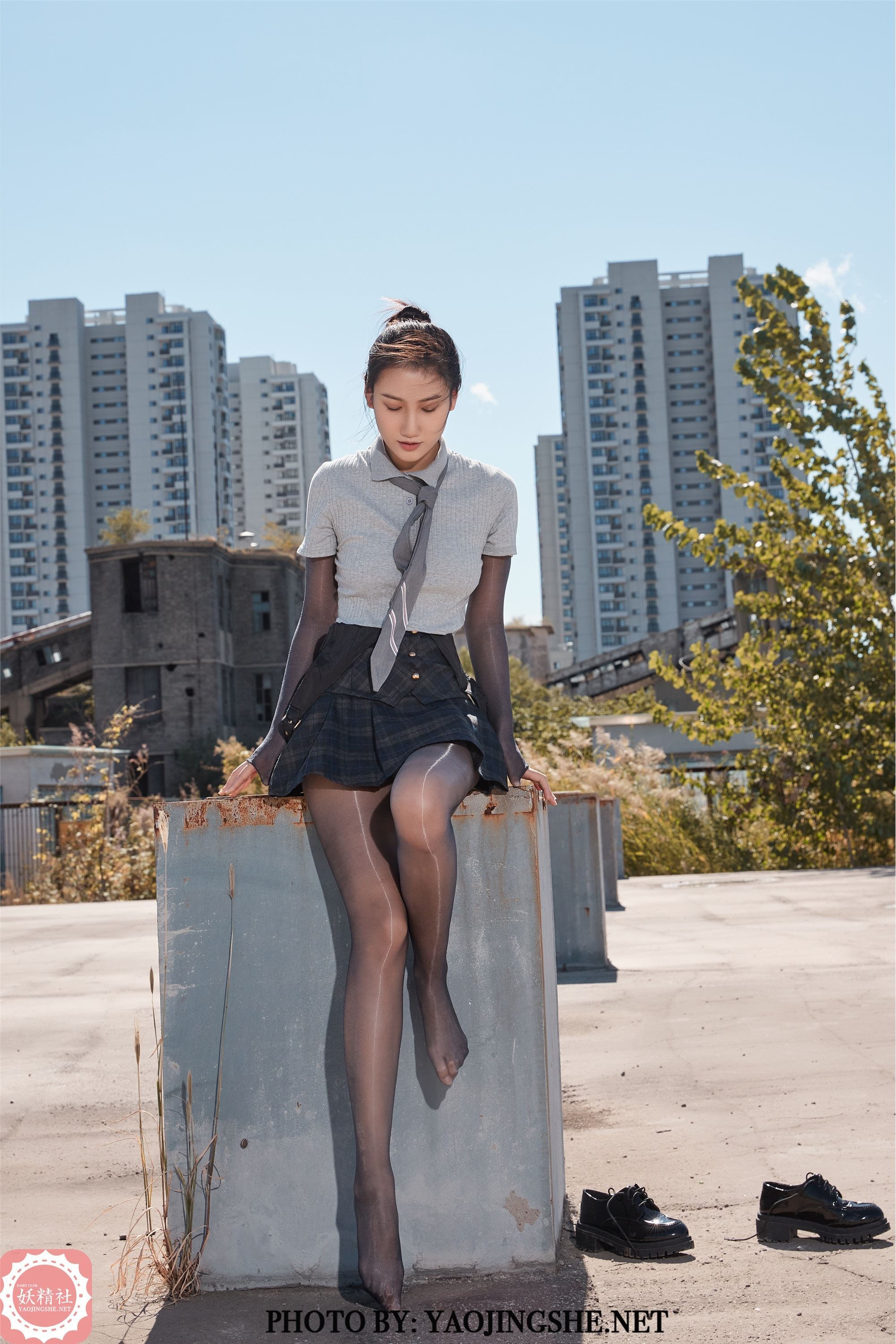 YAOJINGSHE 妖精社 T2118《苏伟-初夏将至》